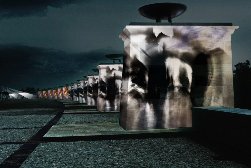 Visualisierung von EMPATHY auf den Pylonen der Gedenkstätte Buchenwald